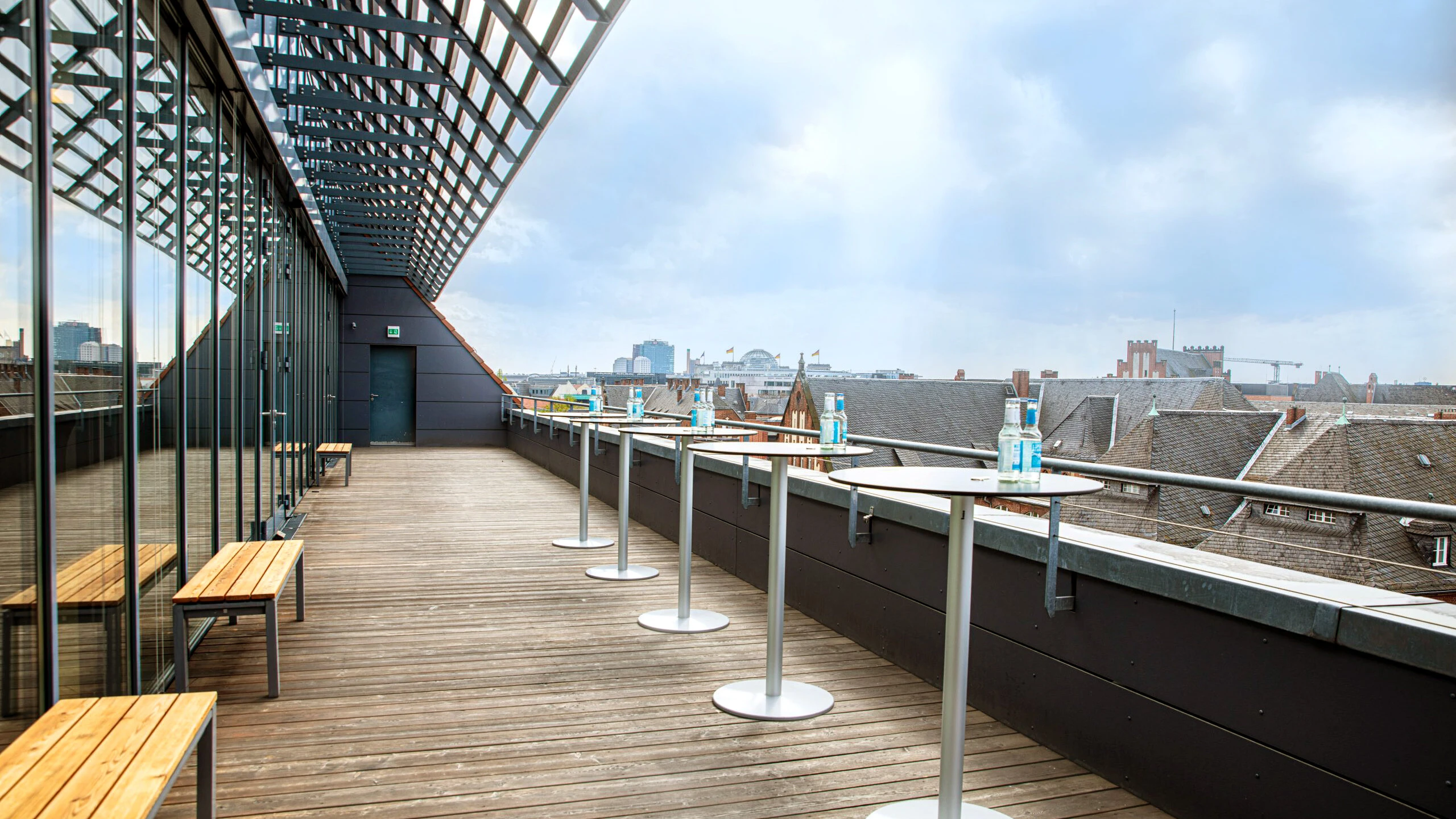 Langenbeck-Virchow-Haus, roof terrace - view, ©tanjabrueckner.de- view, photo: ©tanjabrueckner.de